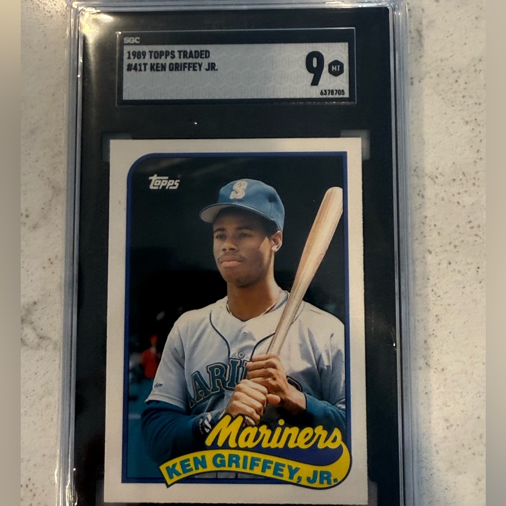 1989 Topps Traded Ken Griffey Jr SGC 9